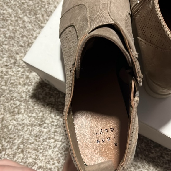 Shoes Boots A New Day Kolie Taupe Size 10 New - Picture 8 of 9